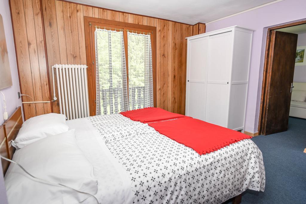 שמפולוק Hotel Genzianella מראה חיצוני תמונה