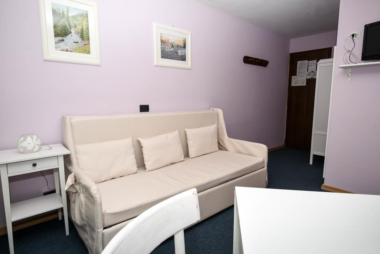שמפולוק Hotel Genzianella מראה חיצוני תמונה
