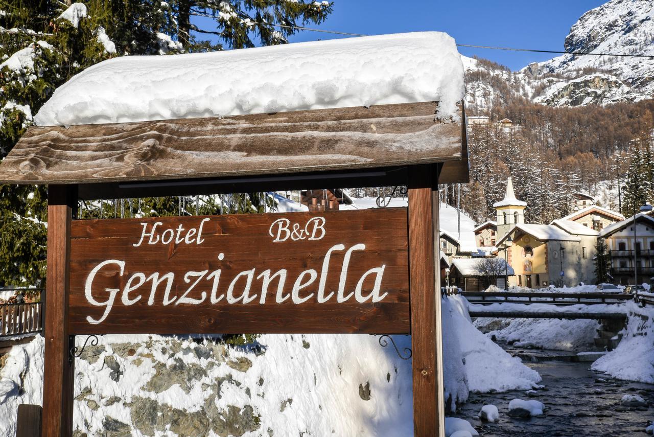 שמפולוק Hotel Genzianella מראה חיצוני תמונה