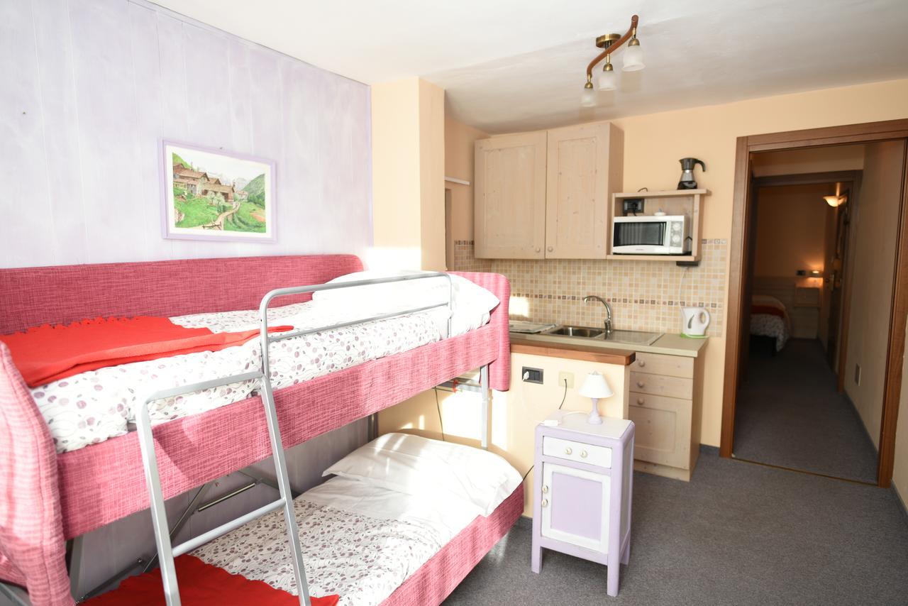 שמפולוק Hotel Genzianella מראה חיצוני תמונה