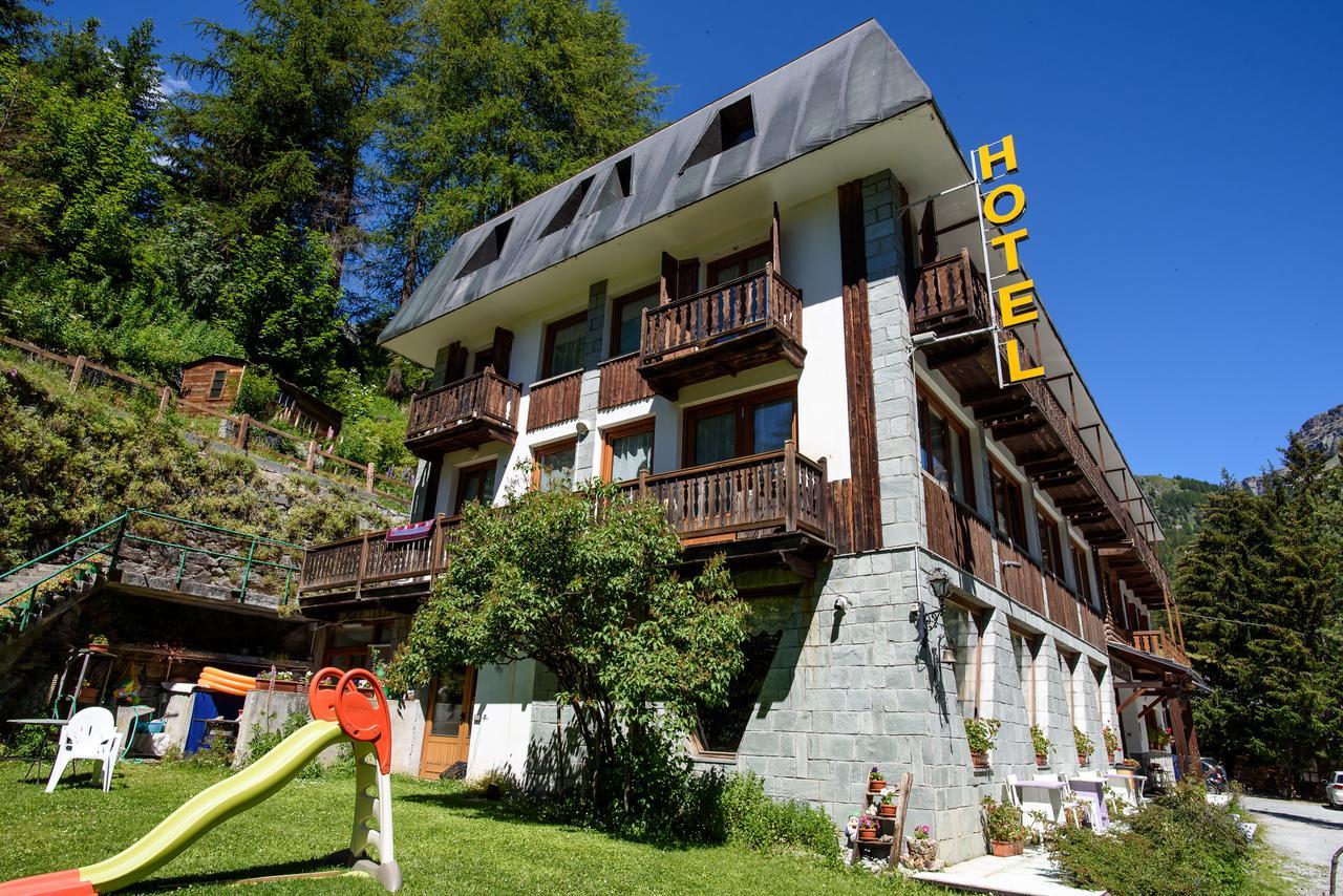 שמפולוק Hotel Genzianella מראה חיצוני תמונה